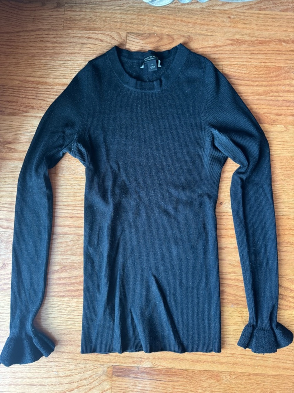 Ann Taylor 100% Merino Wool Black Ribbed Long Sleeve Sweater with Ruffled Cuffs
